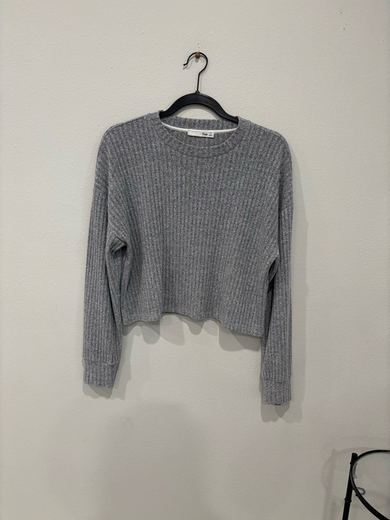 Wilfred Tops - Wilfred Grey Ribbed Crewneck Sweater